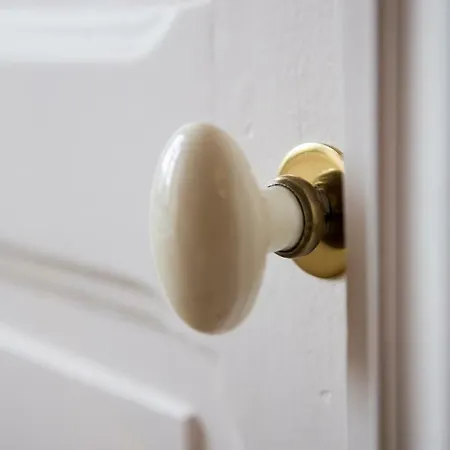 La Maison De Siloe Oda ve Kahvaltı 3*